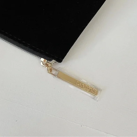 Cosmetic Pouch - Picture 7 of 16